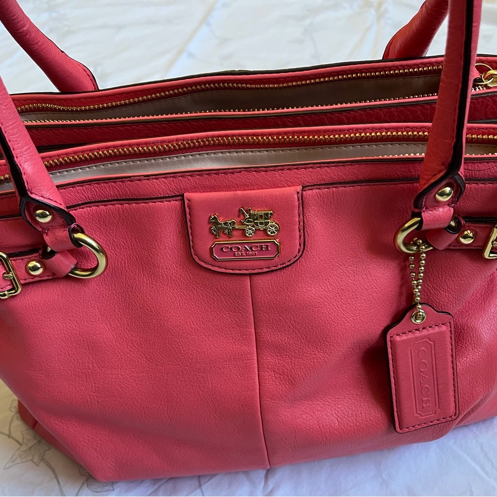 Coach large leather purse, like new very little wear notice